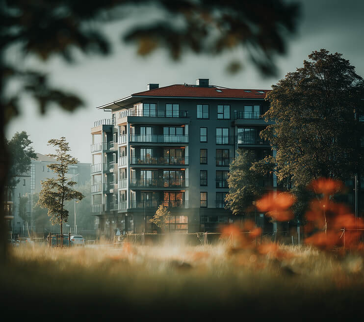 Здание в парке